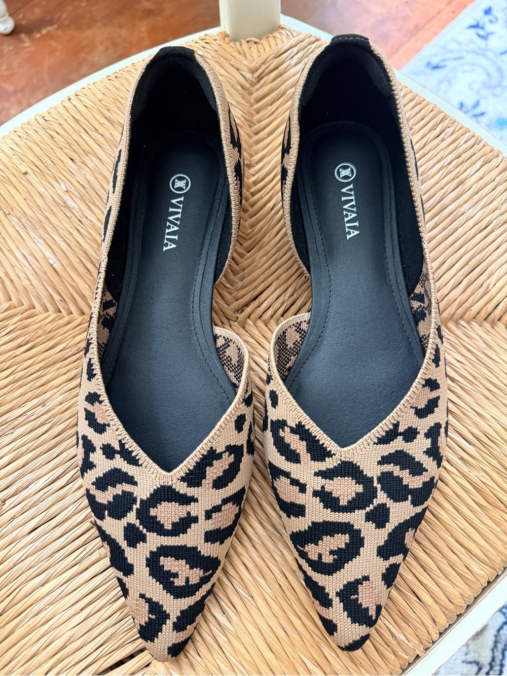 Vivaia Women’s Leopard Pointed Toe Flats - Tan/Black size 38 NEW w/o Box